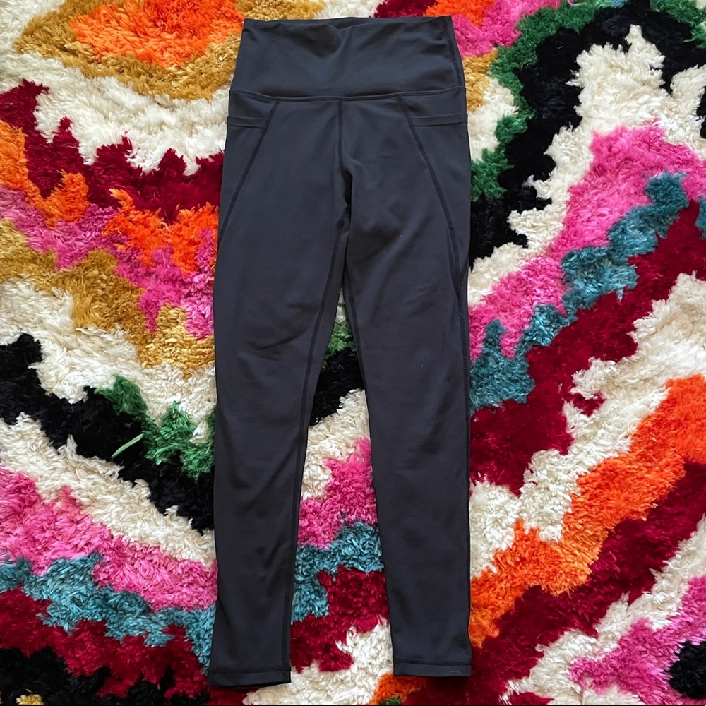 Vie Active Black  Workout Leggings with Shine + Side Pockets